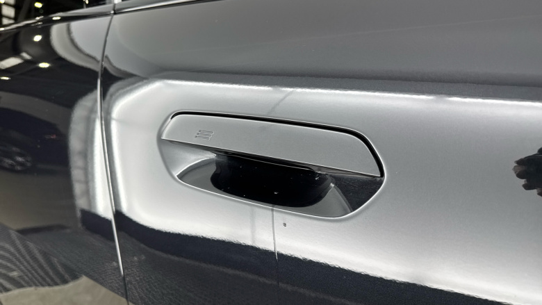 BMW iX2 150kW eDrive20 M Sport 65kWh 5dr Auto [Tech/Pro] Electric Hatchback